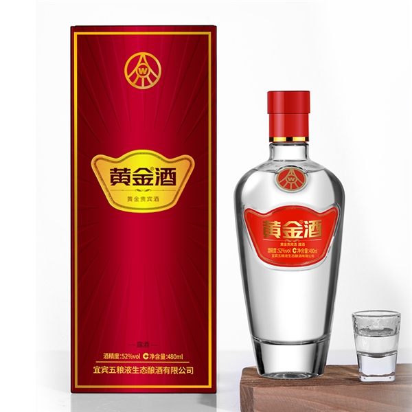 潘长江亮相抖音酒仙网合作专场直播间 “带货”黄金酒冲击当日榜首