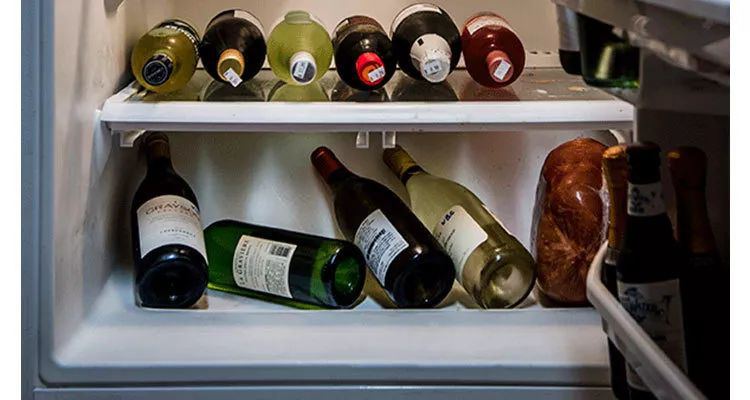 红酒打开后能放冰箱吗？开瓶后的红酒可以放冰箱储存
