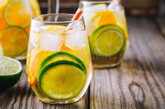 柠檬白酒用什么酒