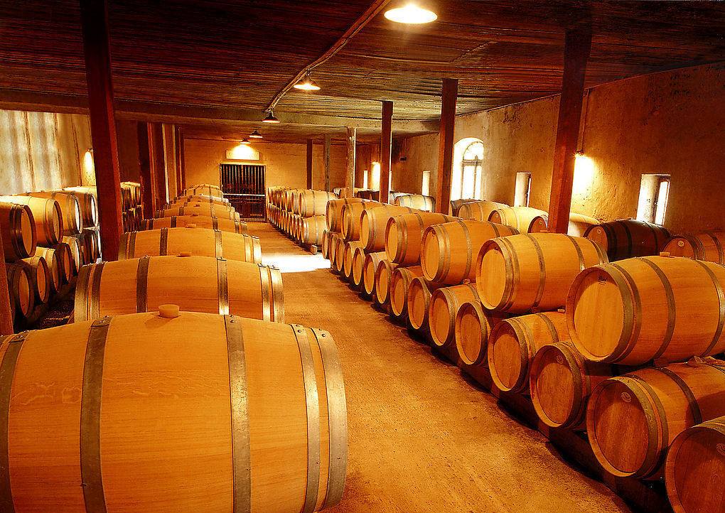红酒橡木桶发酵就一定是最好的吗？橡木桶对葡萄酒有什么影响？