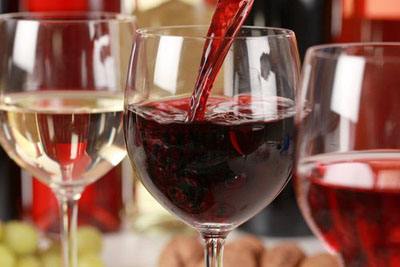 红酒的解酒方法是什么？红酒喝多了有什么危害？