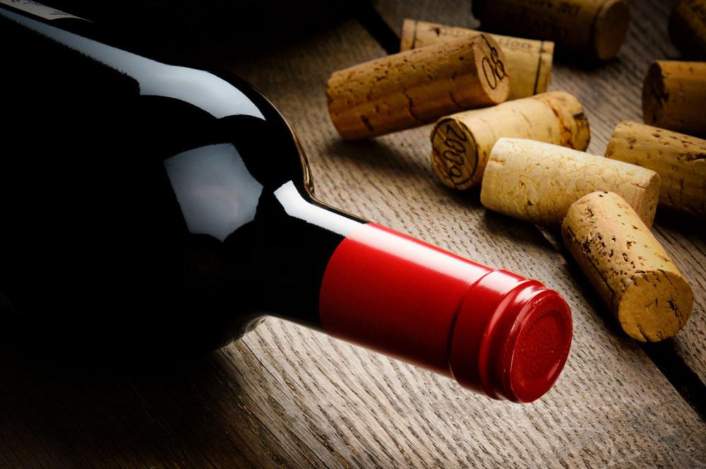 红酒瓶塞是什么材质？如何从红酒瓶塞判断红酒的品质？