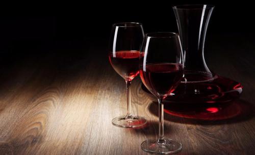 红酒和葡萄酒是一个东西吗