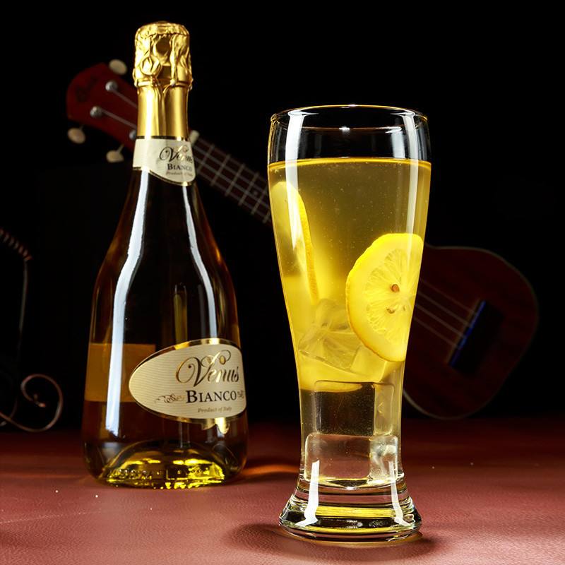 一瓶红酒等于几瓶啤酒