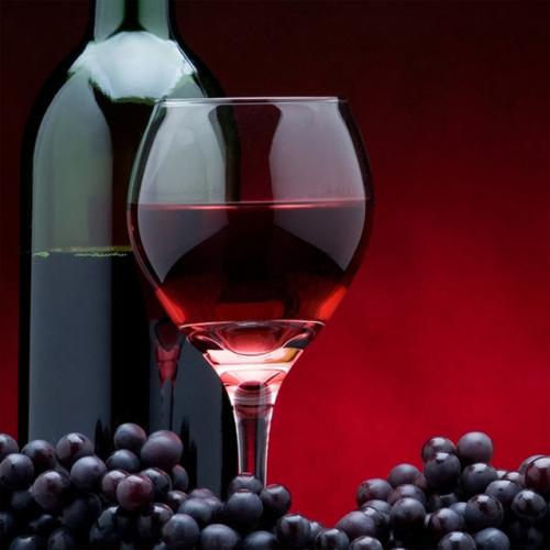酿造红酒的葡萄品种有哪些？红酒是如何酿造的？