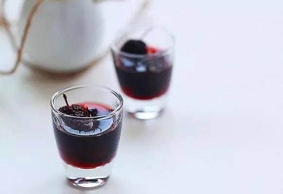 桑葚酒怎么喝效果好？桑葚酒每天喝可以吗？