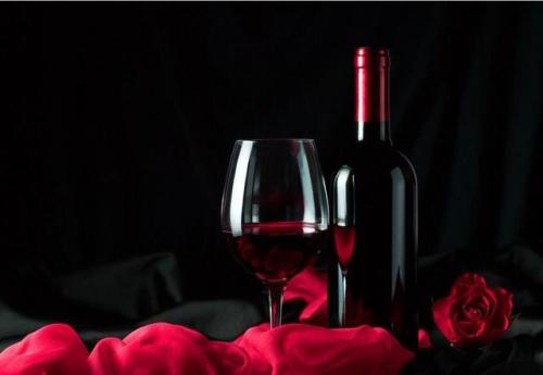 女人每天晚上喝红酒有什么好处
