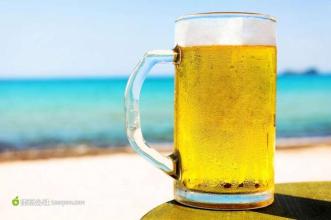夏天打开放了一晚上的啤酒还能喝吗？喝啤酒不能吃什么？