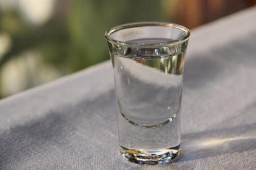 白酒口感绵是什么意思？有哪些形容白酒口感的词汇？