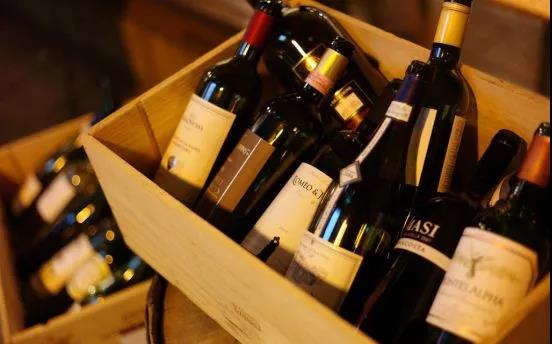 1-5月法国葡萄酒进口额16.3亿元，占据第一宝座！