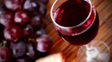 喝葡萄酒的好处，葡萄酒保健养颜  