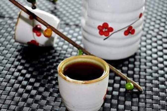 黄酒泡澡有什么功效(黄酒洗澡功效)