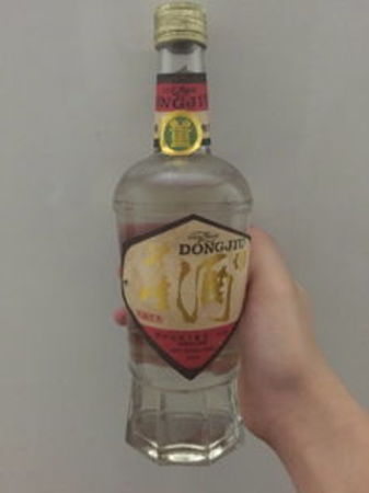 90年的董酒值多少钱(1990年的董酒值多少钱)
