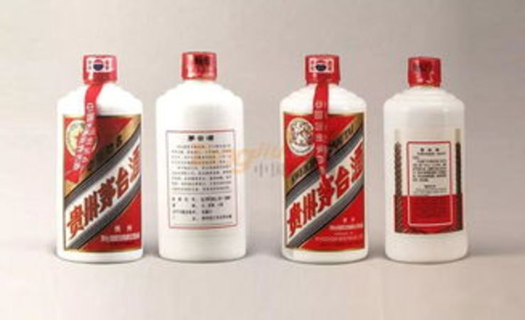 贵州茅台酒2006年价格(2006年的贵州茅台酒值多少钱)