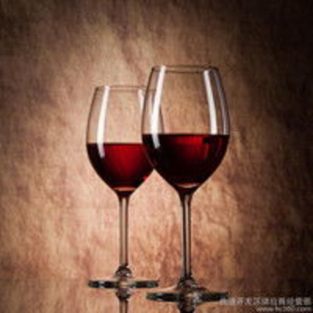 酿造红葡萄酒的品种是(酿造红葡萄酒的品种有哪些)