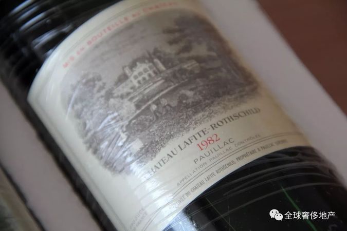 82年拉菲一共有多少钱(82年的拉菲多少钱?)