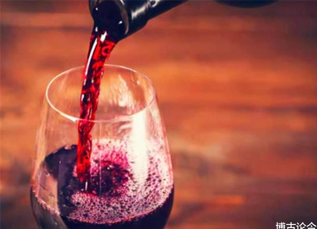 张裕葡萄酒与进口酒的对比(张裕葡萄酒和进口葡萄酒相比)