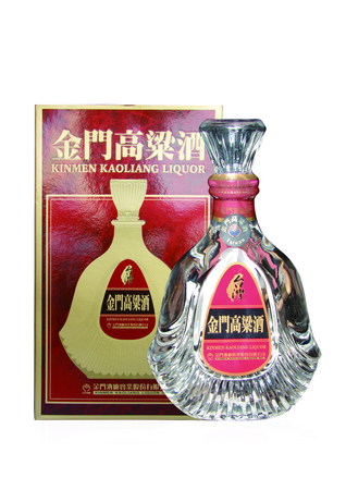 金门高粱酒台湾卖多少钱(台湾金门高粱酒多少钱一瓶)