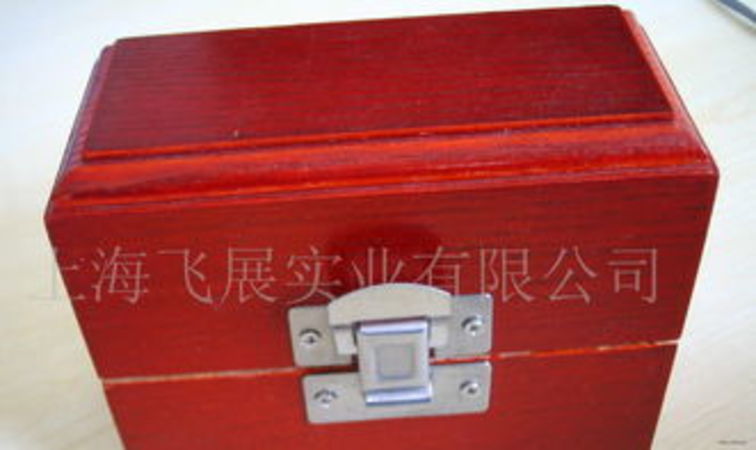 木盒中国红茶叶价格(中国红茶叶多少钱一瓶)