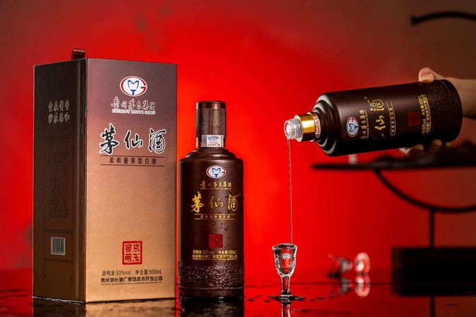 52西凤酒藏品级价格表和图片(西凤酒名品臻藏52度多少钱)