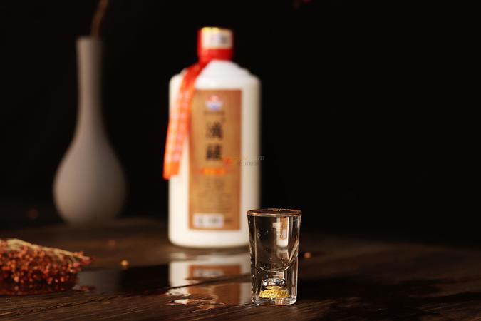 收藏白酒图片(白酒收藏图片大全)