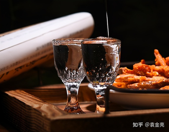 60左右的白酒哪个好喝(60元左右的白酒哪个好喝)