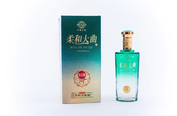 42度苏酒特优价格图片(苏酒特优42度多少钱)