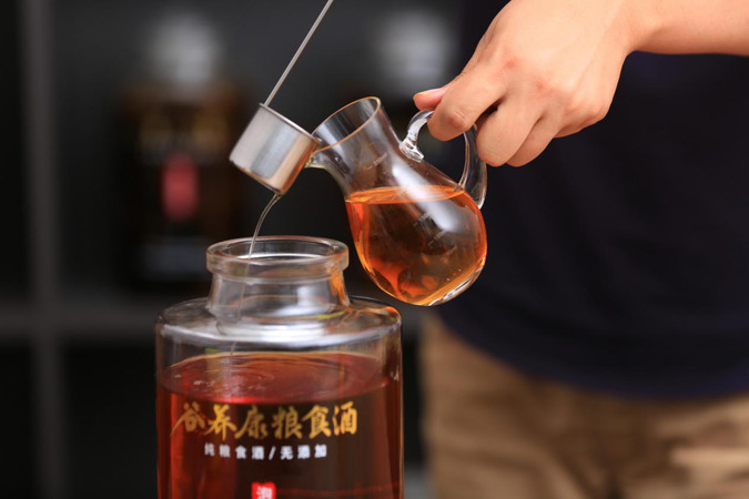 酒不能跟什么药吃(酒不能和什么药吃)