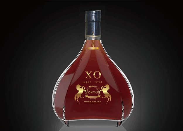 酒标是个鹿头的洋酒(标志是个鹿头的洋酒)