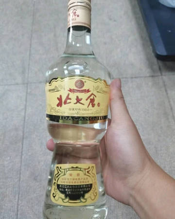 属于酱香型白酒(属于酱香型白酒有哪些品牌)