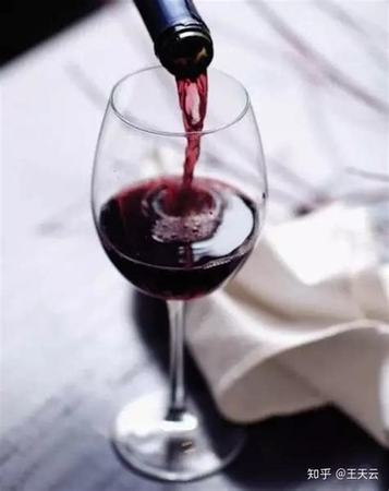 喝红酒能延年益寿,为什么喝红酒对人好