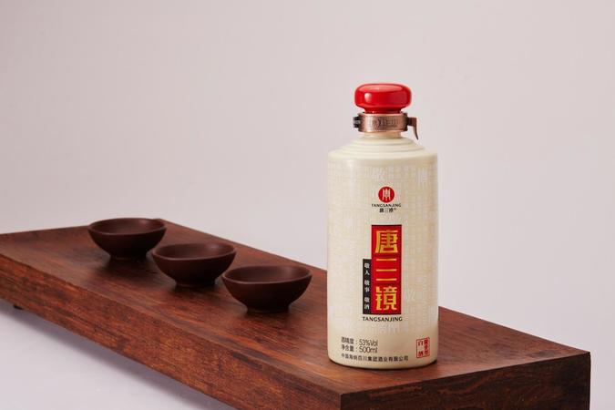 冰糖能加白酒(白酒可以加冰糖吗)