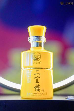 荣耀喜之荣耀酒价格(盛世荣耀酒价格)