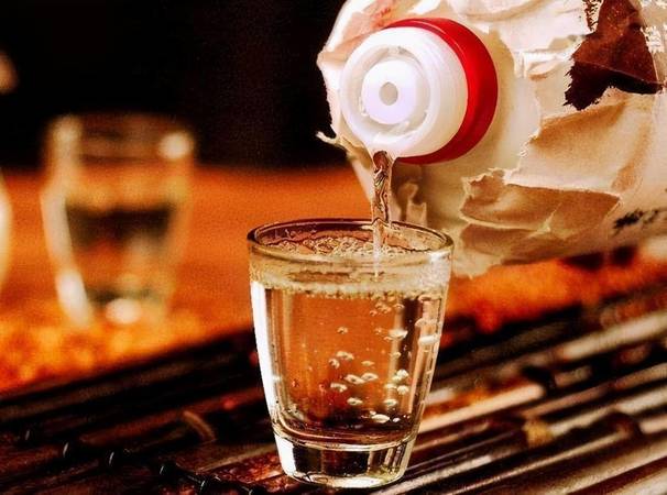 白酒曲味怎么讲(白酒 曲味)