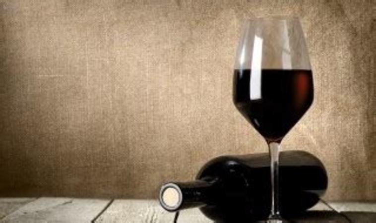 如何鉴别假葡萄酒,怎么鉴定葡萄酒