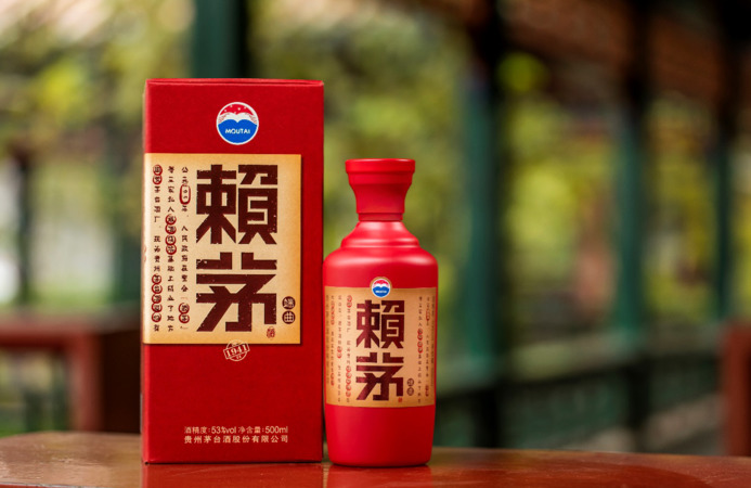 赖茅52酒价格表和图片(52度赖茅酒价格表和图片)