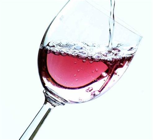 玫瑰山庄红葡萄酒2007多少元,感受超二级庄玫瑰山庄园的磅礴大气