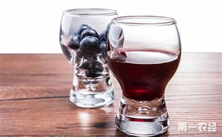 白酒兑蓝莓汁一起喝会怎么样,蓝莓酒的功效和作用