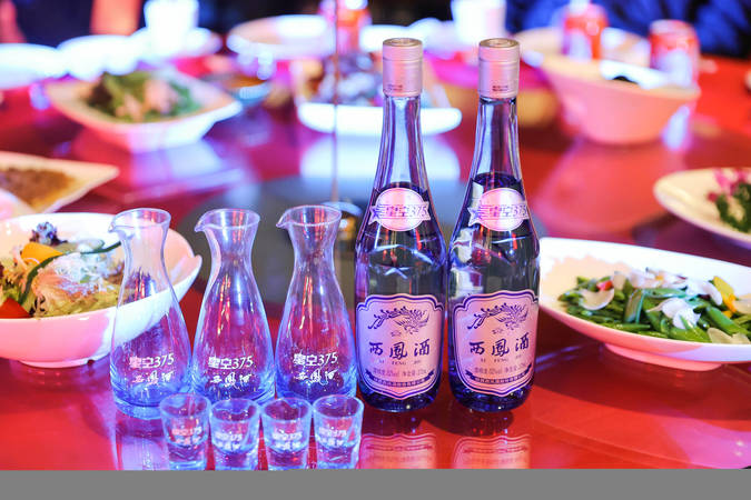 高温下白酒会不会变质(白酒在40度高温下会变质吗)