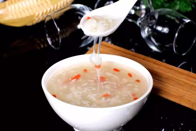 米酒醪糟有什么不同(醪糟米酒的区别)