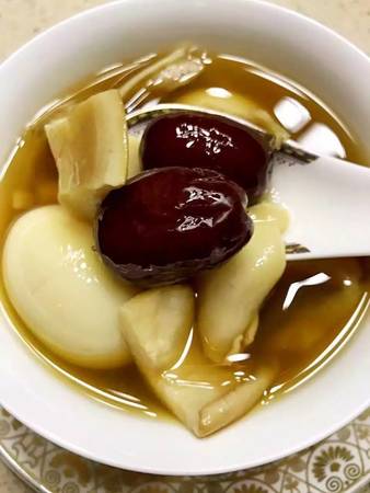 糯米酒炖什么功效(糯米酒炖汤的功效)