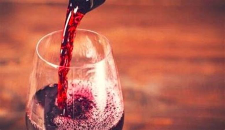 如何区分红酒的年龄,葡萄酒的年份与指标
