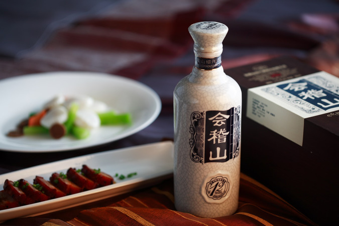 会稽山精雕酒是什么酒(会稽山花雕酒是什么酒)