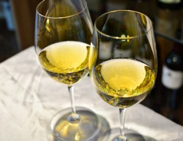 卡瓦是什么类型的葡萄酒,国产红酒标准是什么