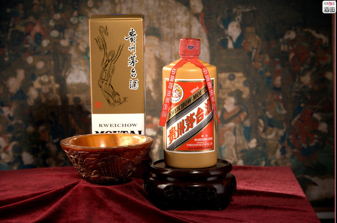 黄瓷瓶特需茅台(黄瓷瓶特需茅台酒)