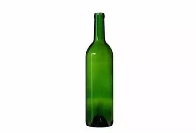 淡绿色的酒是什么,酒为什么是绿色的