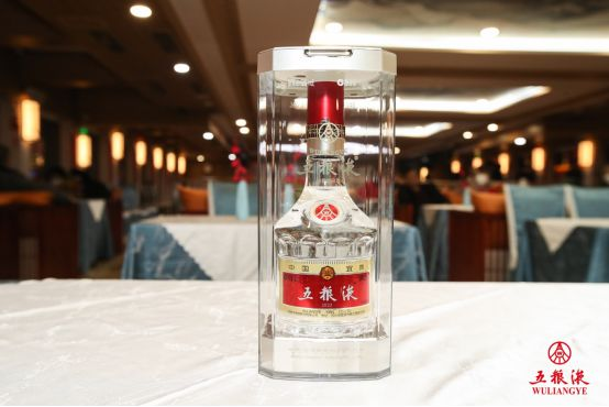 守正创新谋发展，十大白酒品牌五粮液亮相APEC中国之夜